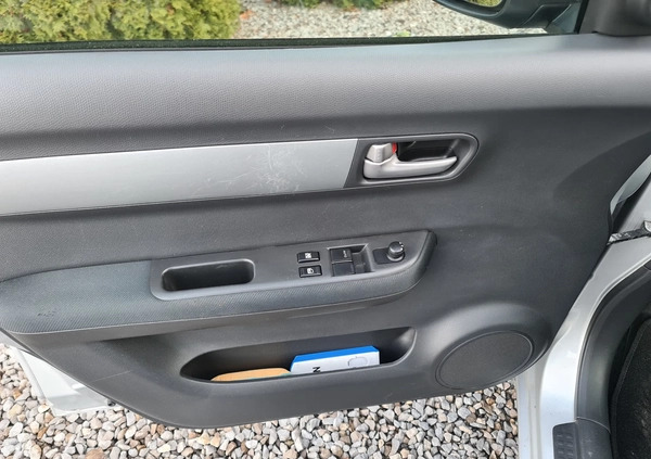 Suzuki Swift cena 15500 przebieg: 198600, rok produkcji 2007 z Szczecin małe 211